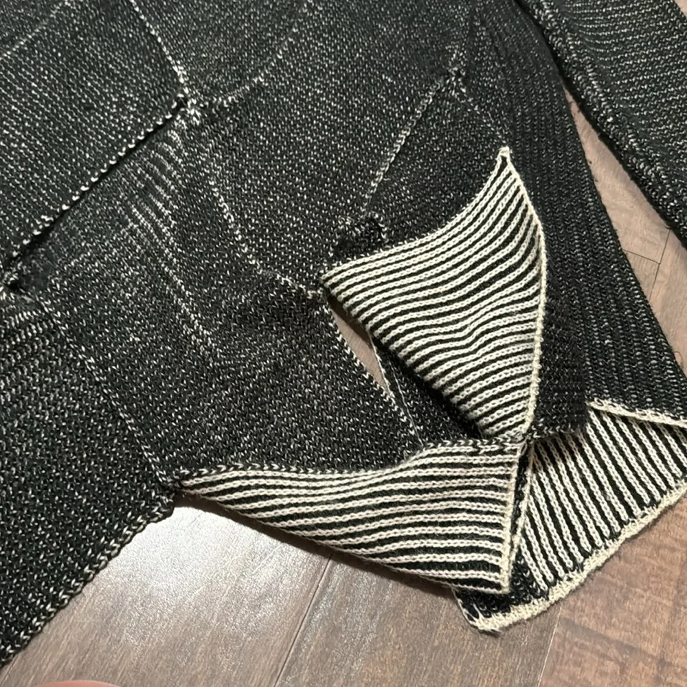 ❤️BKE❤️Flyaway Open Weave Cardigan Sweater - Black, Gray - Picture 6 of 7